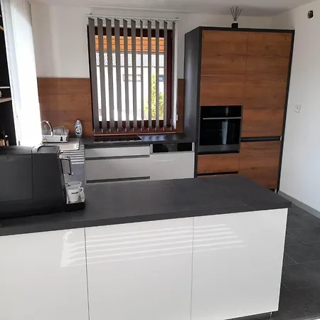 Ferienhaus Pri Lipe Svosov