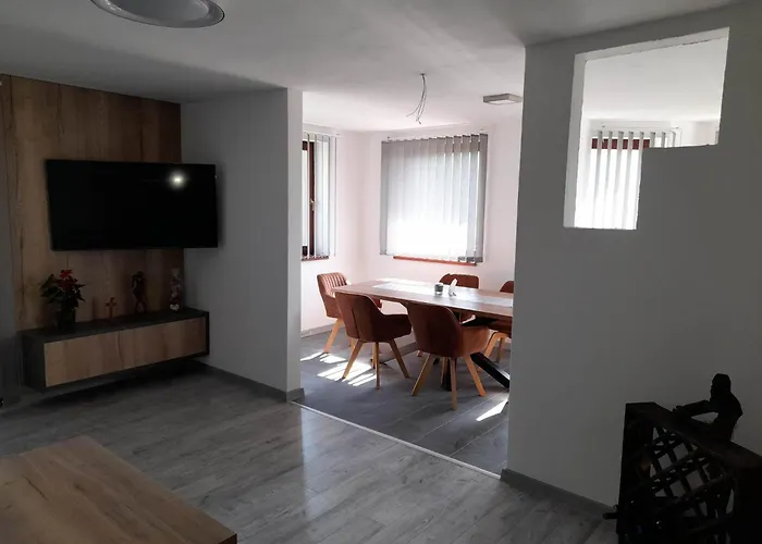 Pri Lipe Feriehus Svosov